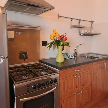 Дом отдыха Bliss With Pool, Wine And Tails Гуальдо-Каттанео