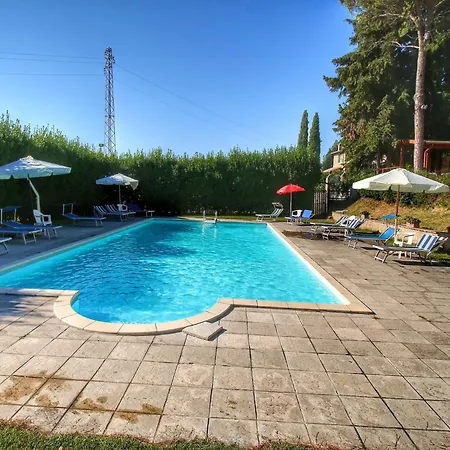 Дом отдыха Bliss With Pool, Wine And Tails *