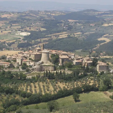 Дом отдыха Bliss With Pool, Wine And Tails Гуальдо-Каттанео