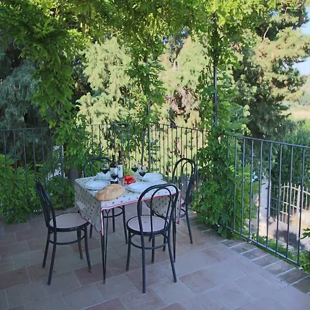 Bliss With Pool, Wine And Tails Gualdo Cattaneo