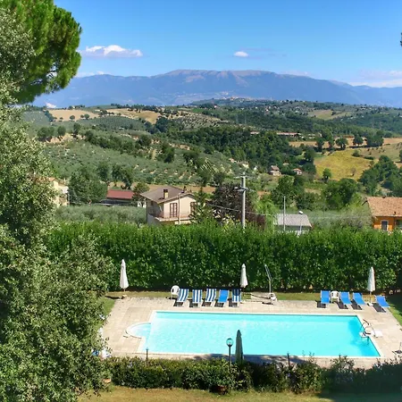 Bliss With Pool, Wine And Tails